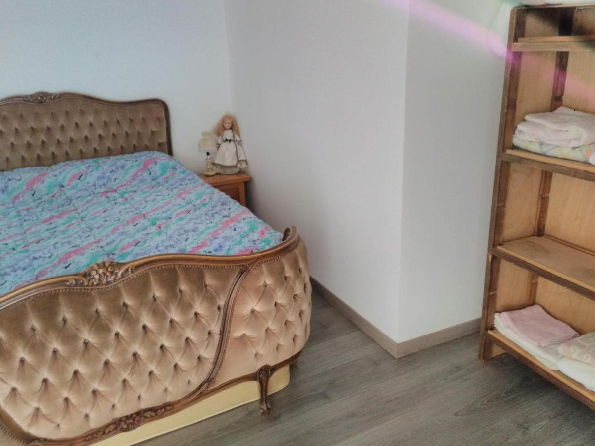 Gite Le Coumis 1370 Saint-Salvy-de-la-Balme エクステリア 写真