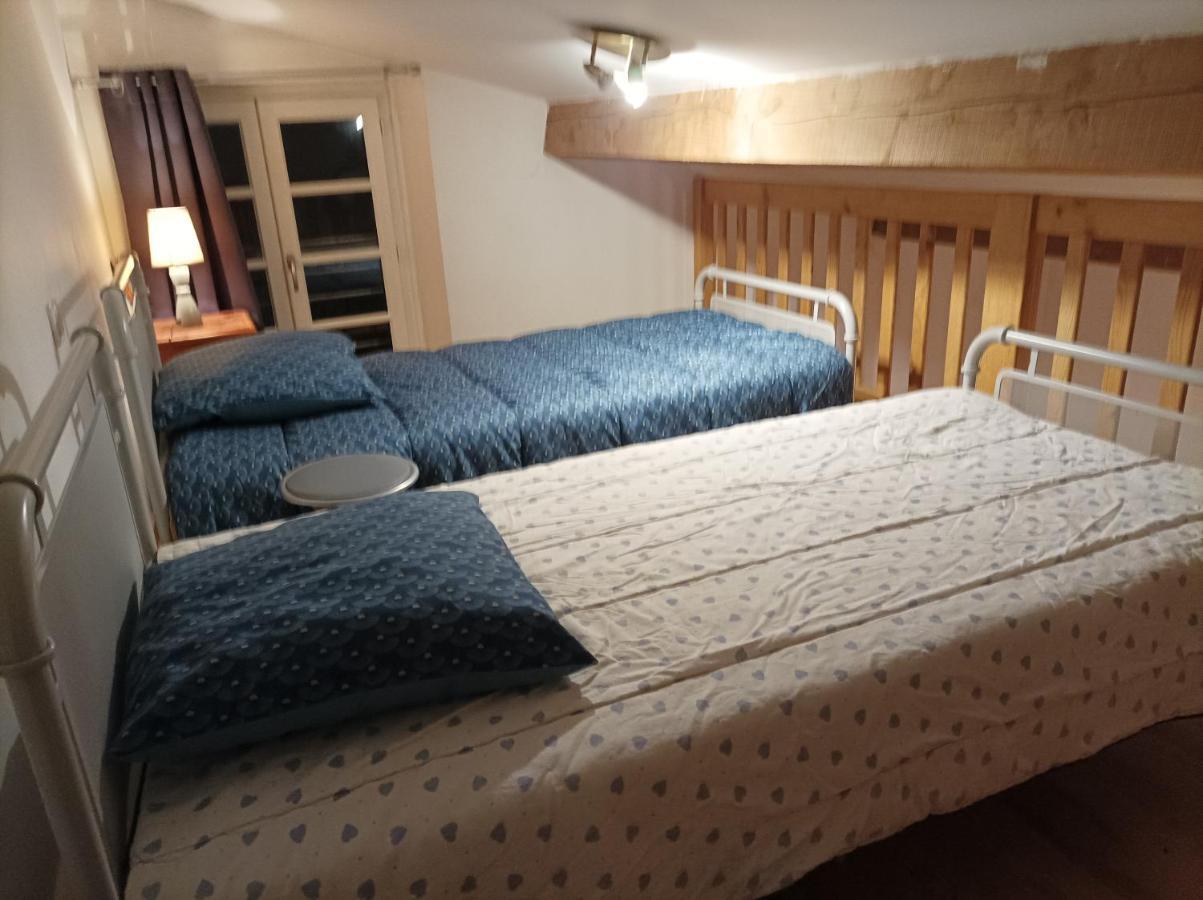 Gite Le Coumis 1370 Saint-Salvy-de-la-Balme エクステリア 写真